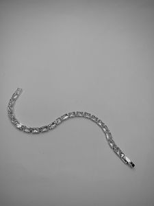 Elegant Crystal Tennis Bracelet 💎