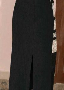 Premium Black Ribbed Slit Midi Skirt