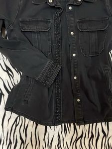 denim jacket perfect for fall 🕷️🍂