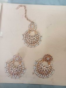 Elegant Kundan Tikka & Earring Set