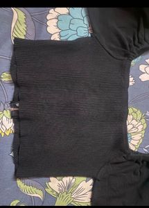 Goth Chain Detail Crop Hoodie