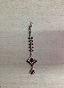 Elegant Maang Tikka with Red & White Stones