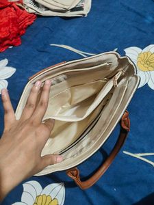 Stylish Lavie Handbag