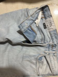 Wide Leg Light Wash Jeans