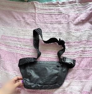 Amazon basics cross body bag