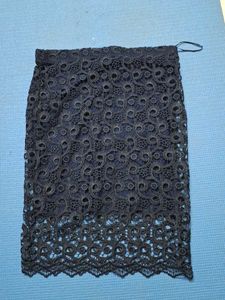 Elegant Navy Lace Skirt