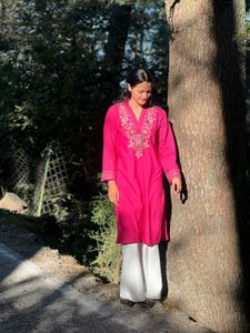 Vibrant Pink Kurta with Elegant Embroidery