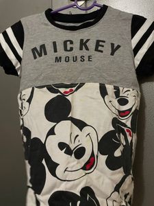 Disney Mickey Mouse Characters T-shirt