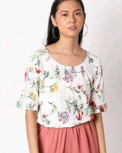 Floral Print Ruffle Sleeve Top