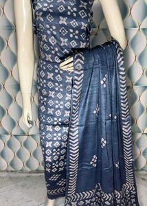 Stylish Blue Printed Kurta Set
