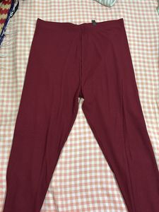 Ribbed Maroon Leggings / size XL / ankle length