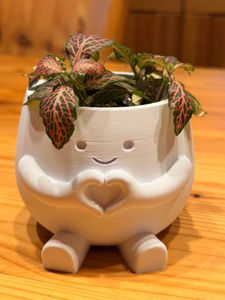 "Hearty" Pot Cute Heart-Hands Decor