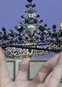 Black Beauty Crown