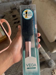 Vega Hair Brush - Gentle &amp; Effective