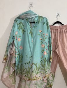 Pakistani Floral Kurta Set with Dupatta
