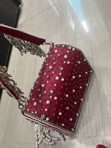 women clutch