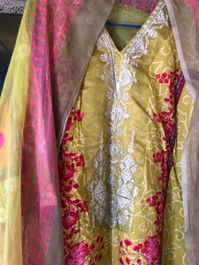 Pakistani Patch Suit