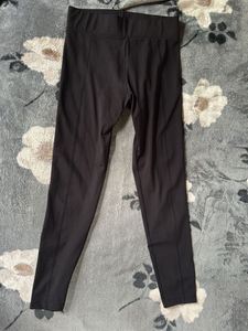 Classic Black leggings