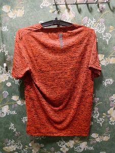 sports t-shirt m and l size orange -m blue -L