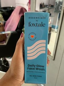 Foxtale Daily Glow Face Wash