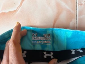 Under Armour Black &amp; Blue Leggings