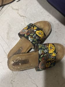Embroidered Floral Slide Sandals