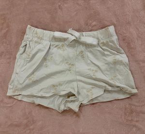 Embroidered white Shorts