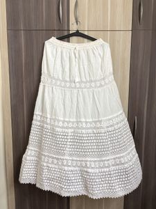 Chic White Lace Skirt
