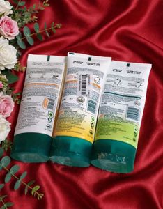 Himalaya Face Wash, Scrub &amp; Neem Pack Set