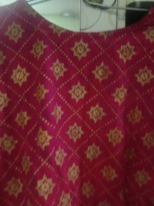 Beautiful Pink Kurti with Gold Print
