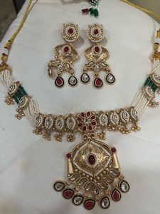Exquisite Indian Jewelry Set