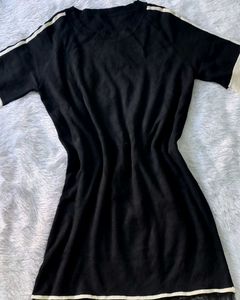 Chic Black &amp; White Dress with Tulle Skirt