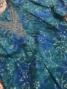Blue Tie-Dye Embroidered Kurta