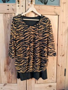 Stylish Tiger Print Top