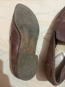 Clarks Classic Brown Leather Tassel Loafers