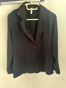 Chic Black Satin Blazer