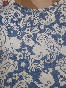 Blue &amp; White Paisley Print Top