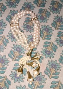 Elegant Pearl Bracelet with Danglers