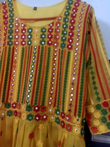 Women's Traditional Designer Kurti Set