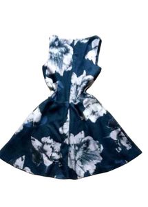 Chic Floral Cut-Out Mini Dress