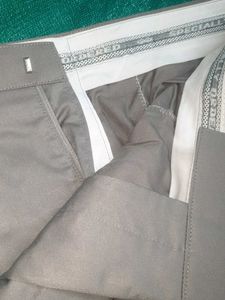Classic silver pent 32 s with full lenth n margin