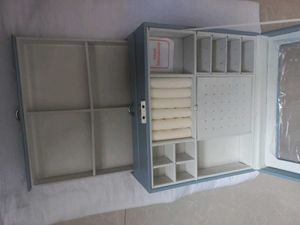 Elegant Blue Jewelry Organizer Box