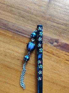 Chic Hair Sticks Set