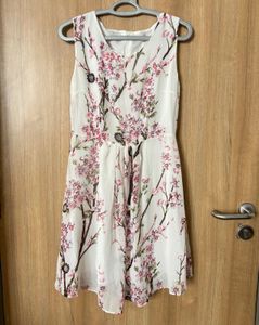 Floral Print Sleeveless Dress