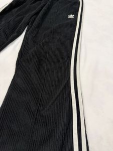 adidas wide leg trousers with backside zip