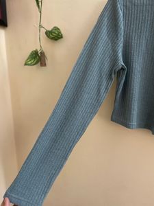 Ribbed Long Sleeve Crop Top