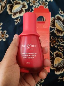 Dot &amp; Key Strawberry Bright Face Serum