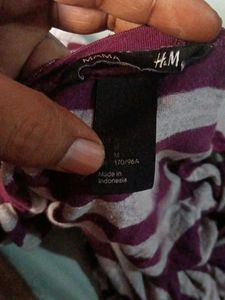 Amazing H&amp;M original branded tisart