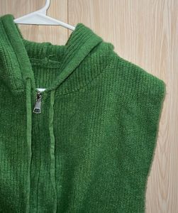 Green Knitted Hoodie Vest