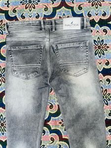 Nautica Gray Wash Distressed Jeans